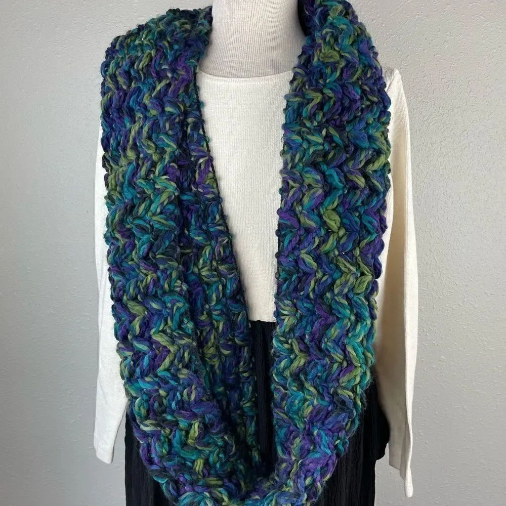 Large Knit Infinity Scarf EUC